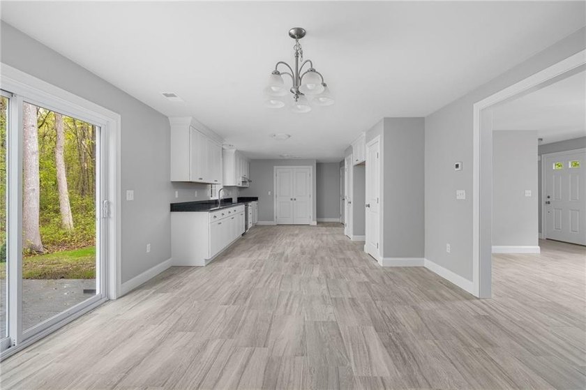 Welcome to this stunning newly constructed Colonial, where - photo 3