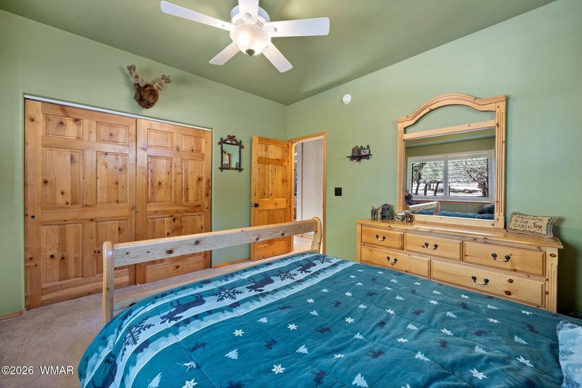 Wake up to breathtaking furnished waterfront views from this - photo 26