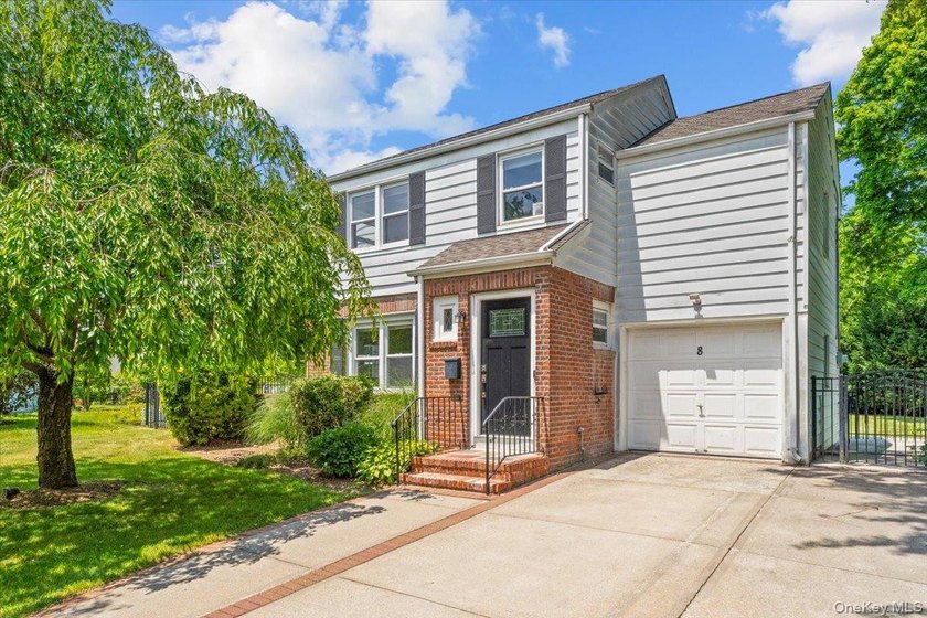 Welcome to one of the largest properties in this prime location - photo 2