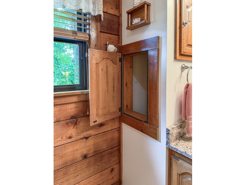 Authentic log cabin charm including Hiwassee River frontage - photo 19