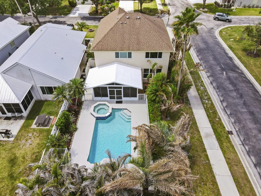 Palm City living at its finest in coveted Palm Pointe! Rarely - photo 36