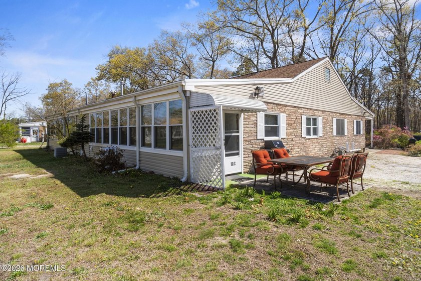 Charming 2-bedroom, 1-bath home in the Cedar Glen community! - photo 22