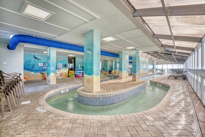 This newly renovated efficiency unit offers an incredible - photo 5