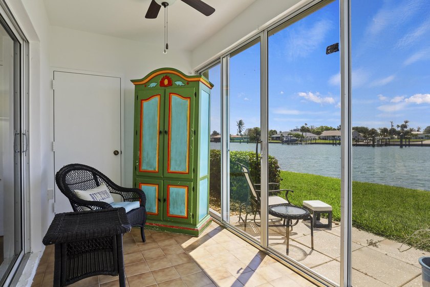 Welcome to the 55+ community of the Colonnades. Exceptional - photo 16