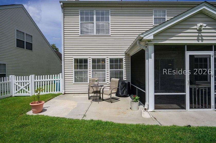 Welcome Home to this beautifully updated 4BR/2.5BA home in - photo 23