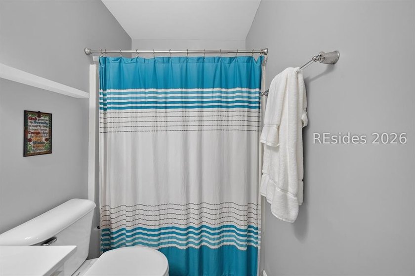 Welcome Home to this beautifully updated 4BR/2.5BA home in - photo 44