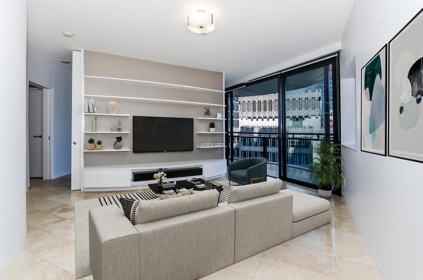 Step into iconic luxury at Jameson House, a signature creation - photo 8