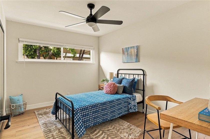 ***PRO PHOTOS COMING SOON*** Beautifully RENOVATED 3-bedroom - photo 27