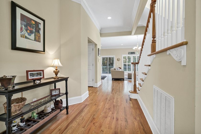 Spacious 2-story Charleston Style home on a prime corner lot - photo 7