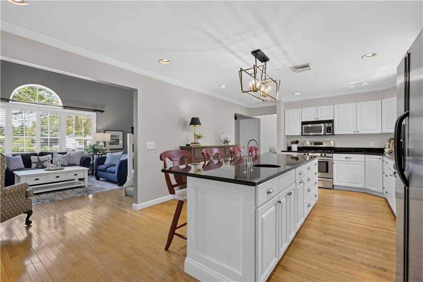 Welcome to your private coastal oasis, located just 1.1 miles - photo 7
