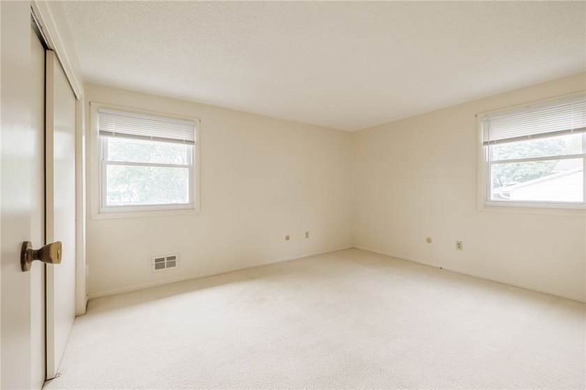 WANT A RURAL &amp; PEACEFUL SETTING? HERES YOUR CHANCE! LOCATED IN - photo 11