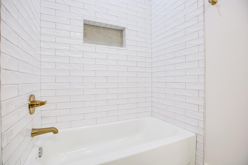 Welcome to this beautifully crafted new construction home - photo 22