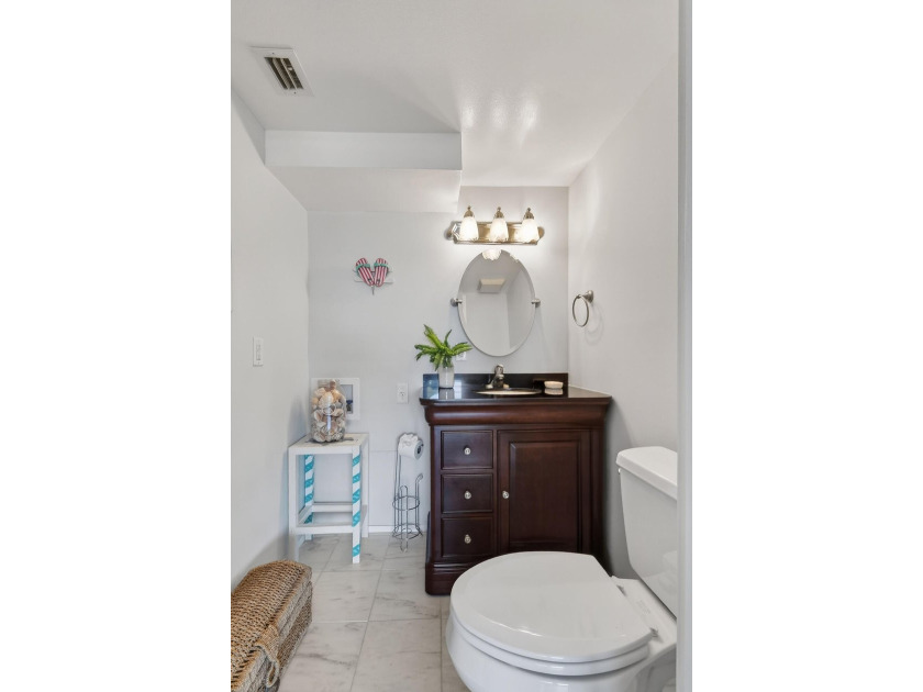 Rarely available 3rd-floor corner residence in the most sought - photo 24