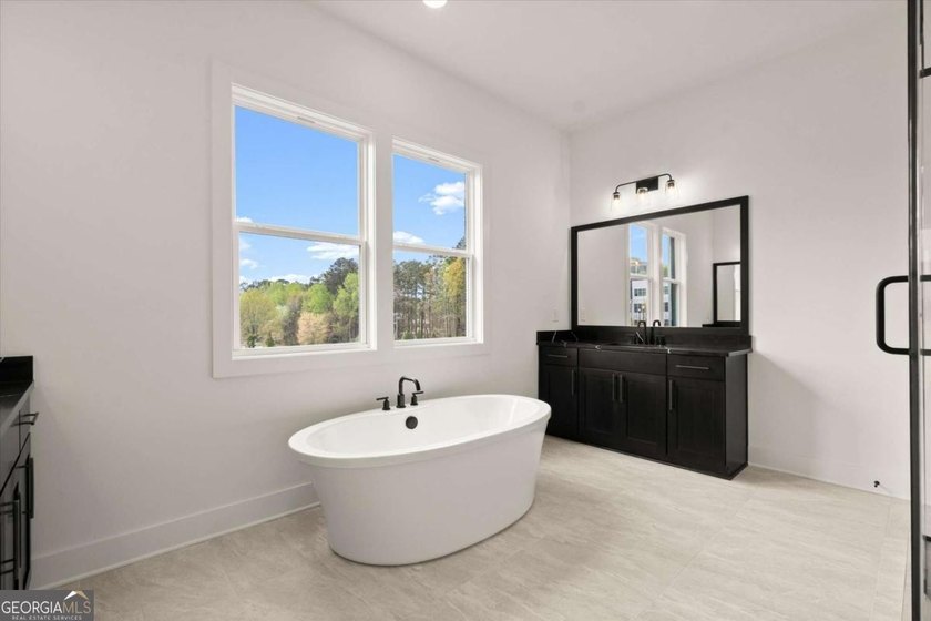 The Emery Contemporary offers luxury, flexibility, and - photo 30
