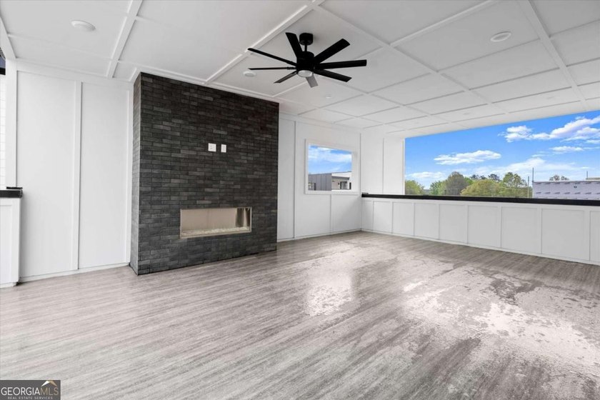 The Emery Contemporary offers luxury, flexibility, and - photo 43