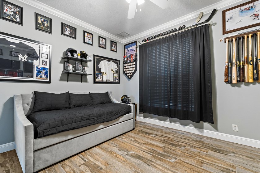 Welcome to this charming 3 bedroom, 2 bath, CBS, POOL home - photo 17