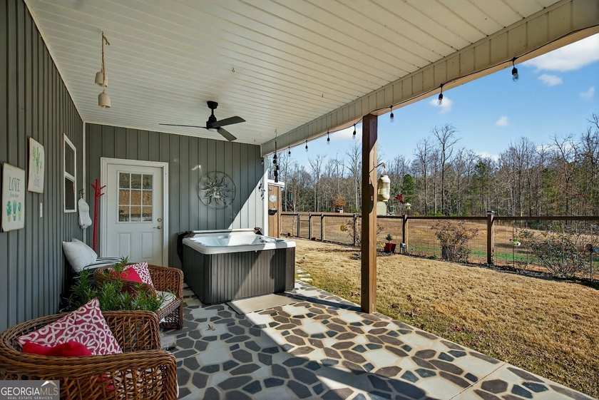 Welcome to your dream country retreat ! This beautifully - photo 24