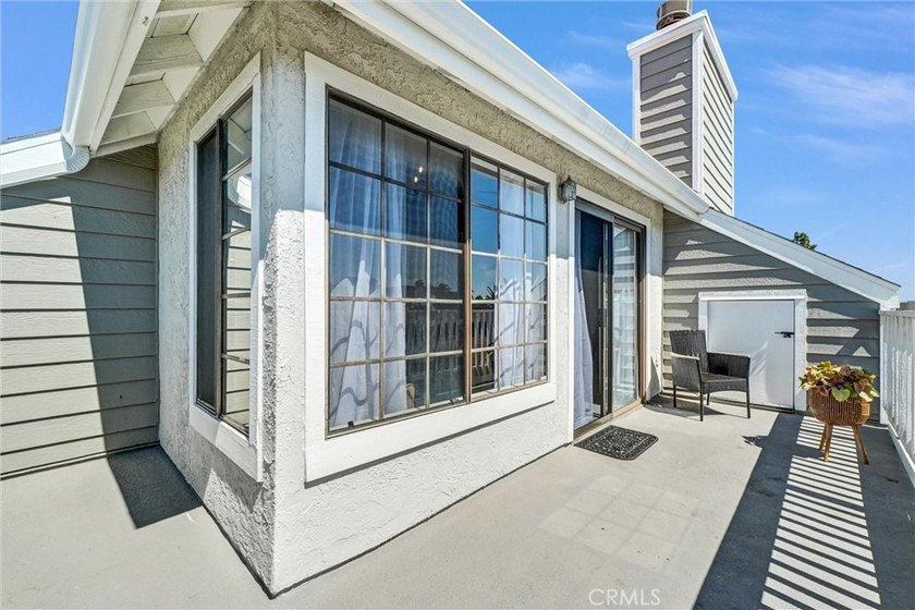 Exceptional end unit 3 bedroom, no one above you, tranquil - photo 27