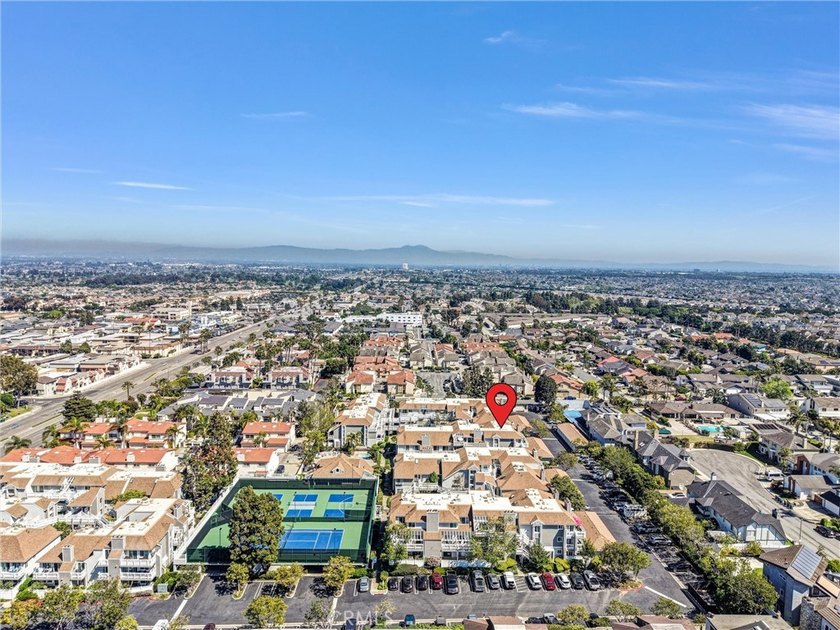 Exceptional end unit 3 bedroom, no one above you, tranquil - photo 43