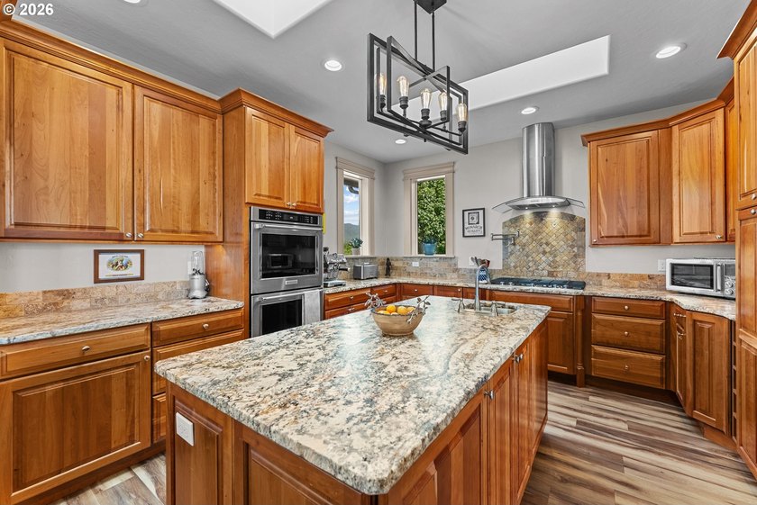 Coastal luxury meets comfort in this custom home within a - photo 13