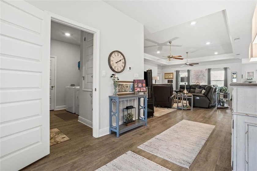 Move-in ready and priced to sell! This beautiful Hawthorne Plan - photo 28