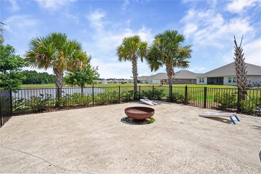 Move-in ready and priced to sell! This beautiful Hawthorne Plan - photo 42