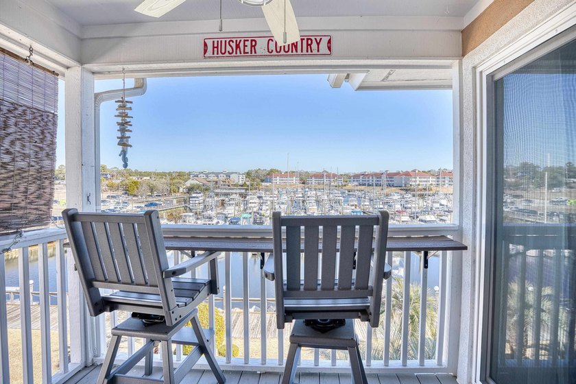 Gorgeous Marina views from this updated 2-bedroom, 2 bath END - photo 2