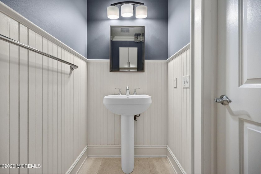 Experience elevated coastal living in the highly sought-after - photo 8