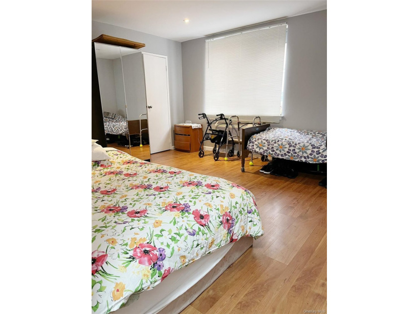 Experience luxury and convenience at 10 Canterbury Rd, Apt 1B - photo 7