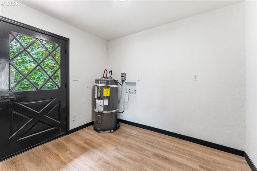 Discover the perfect blend of privacy, versatility, and Columbia - photo 16
