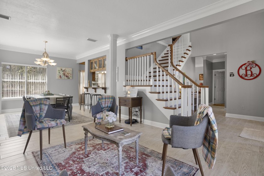 Don't miss out! Take advantage! Beautifully designed home in - photo 13