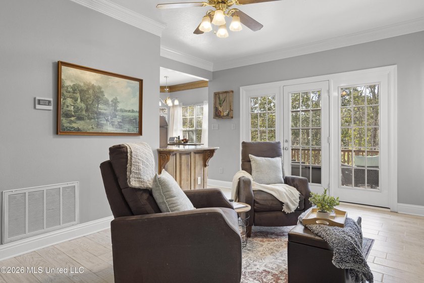 Don't miss out! Take advantage! Beautifully designed home in - photo 18