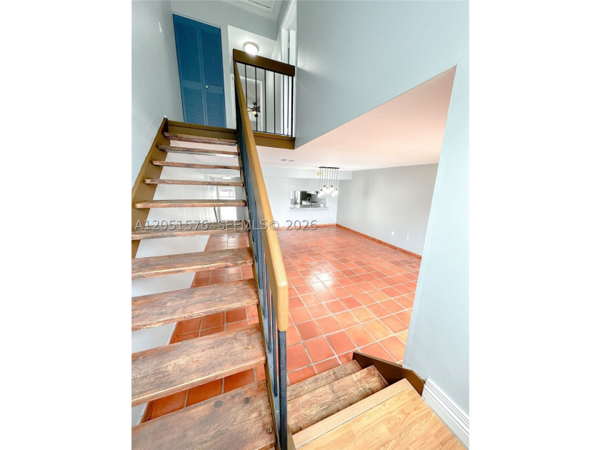 Partially renovated 2-story townhouse featuring 1,520 SqFt of - photo 16