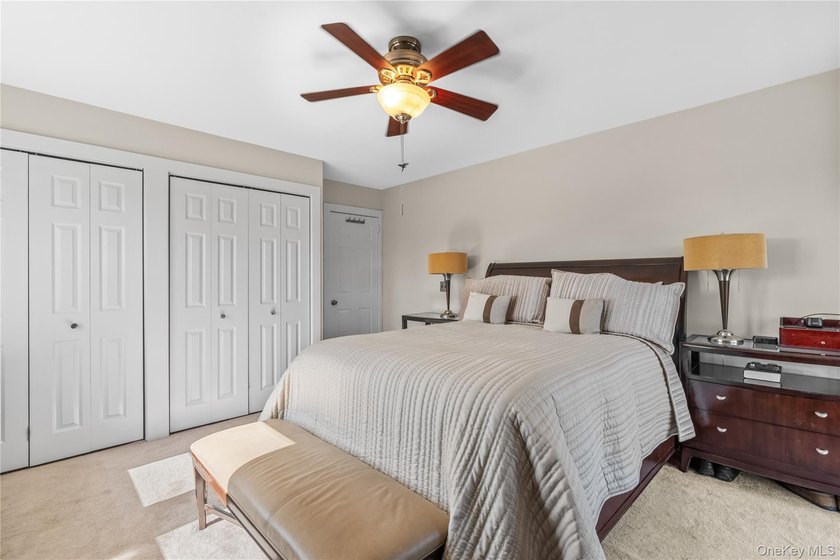 Welcome to this beautifully maintained 3-4 bedroom, 1.5 bath - photo 17