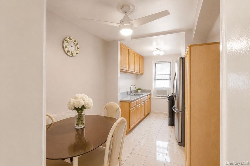 Welcome to 180 Van Cortlandt Park South This move-in ready - photo 5