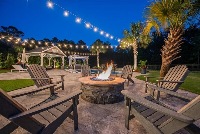 Welcome to your dream home in the Riverside section of Carolina - photo 2