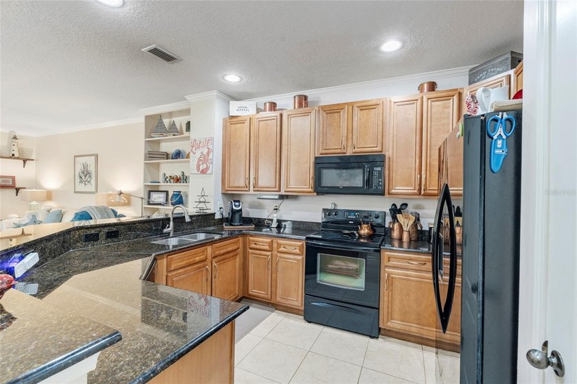 CORNER UNIT condo in the gated community of Cottages at Winding - photo 9