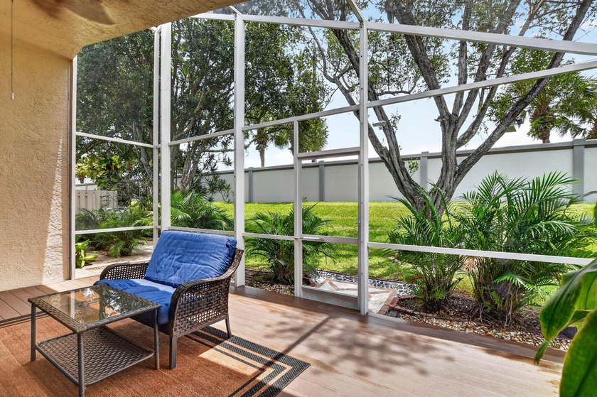 Welcome to this beautifully updated 3-bedroom, 2-bathroom home - photo 39