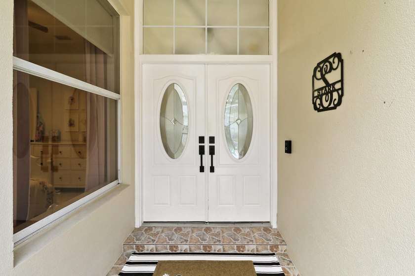 Come see this move in ready CBS 3-bedroom, 2-bath 2-car garage - photo 4
