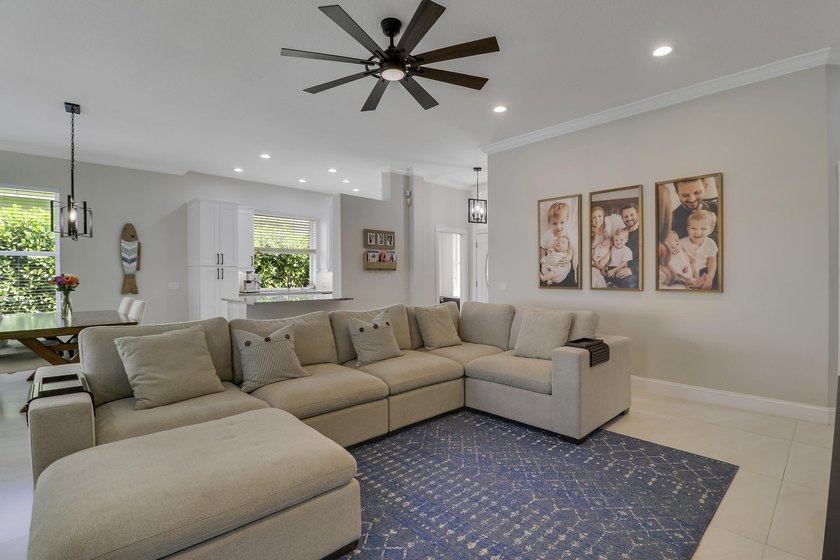Come see this move in ready CBS 3-bedroom, 2-bath 2-car garage - photo 6
