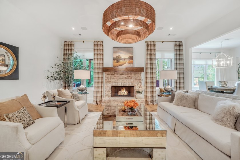 A True Designer Showplace in Arbor Springs! Thoughtfully - photo 14