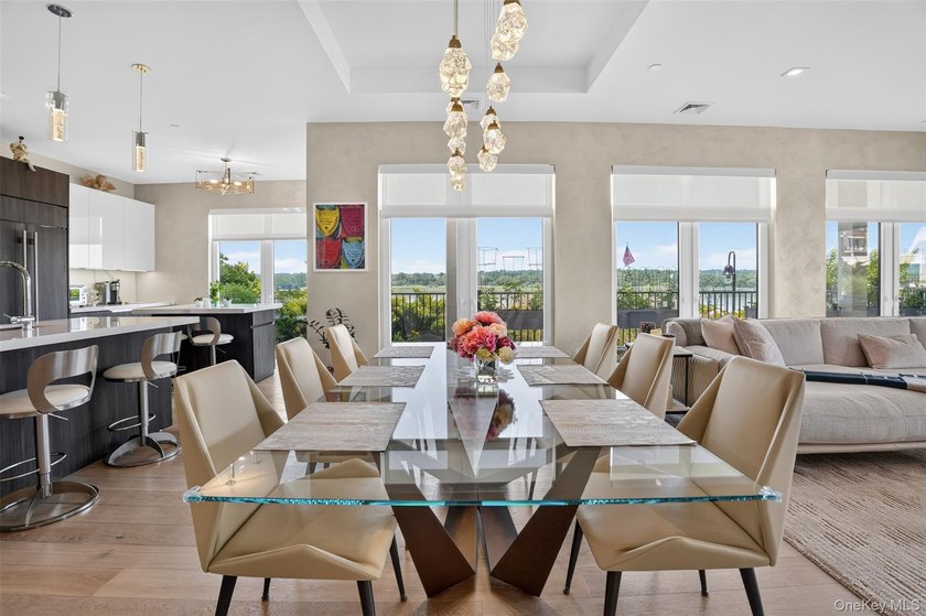 One of the most unique luxury condos at The Residences at Glen - photo 14