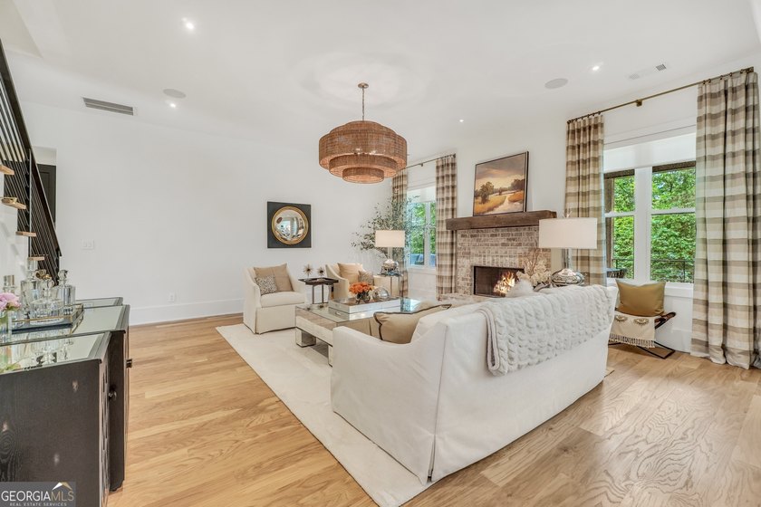 A True Designer Showplace in Arbor Springs! Thoughtfully - photo 16
