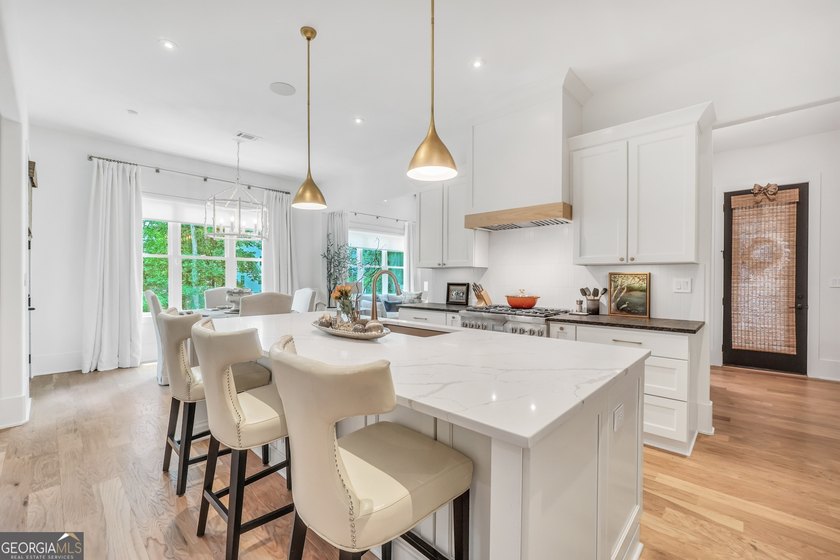 A True Designer Showplace in Arbor Springs! Thoughtfully - photo 19