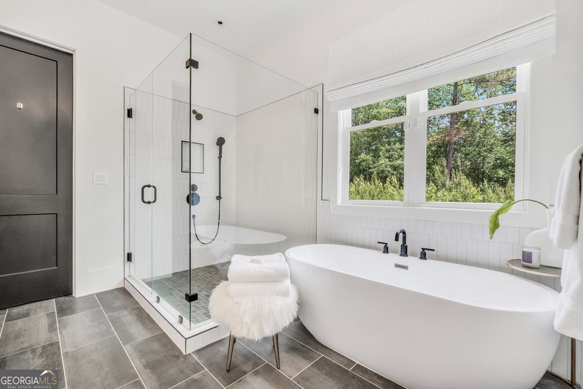 A True Designer Showplace in Arbor Springs! Thoughtfully - photo 41