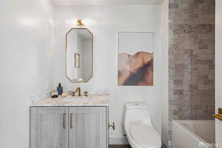 A sophisticated 1-bedroom, 1-bathroom condo at The Harrison - photo 18