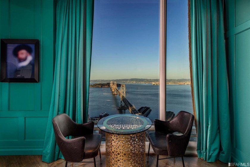 A sophisticated 1-bedroom, 1-bathroom condo at The Harrison - photo 29