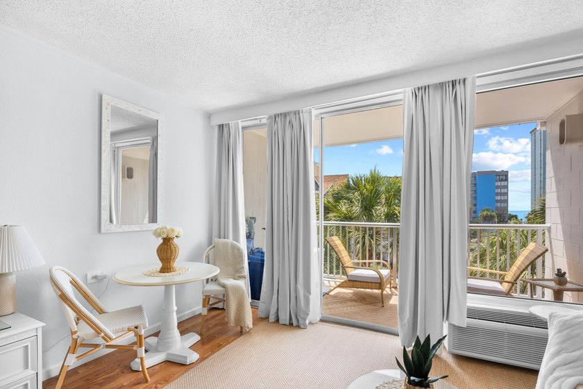Rare top floor unit at St. John's Inn, perfectly positioned just - photo 8
