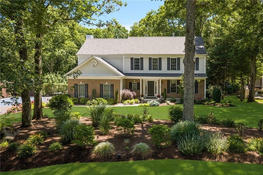 Resort-style living awaits in this beautifully updated 4 bedroom - photo 2