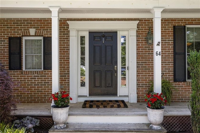 Resort-style living awaits in this beautifully updated 4 bedroom - photo 5